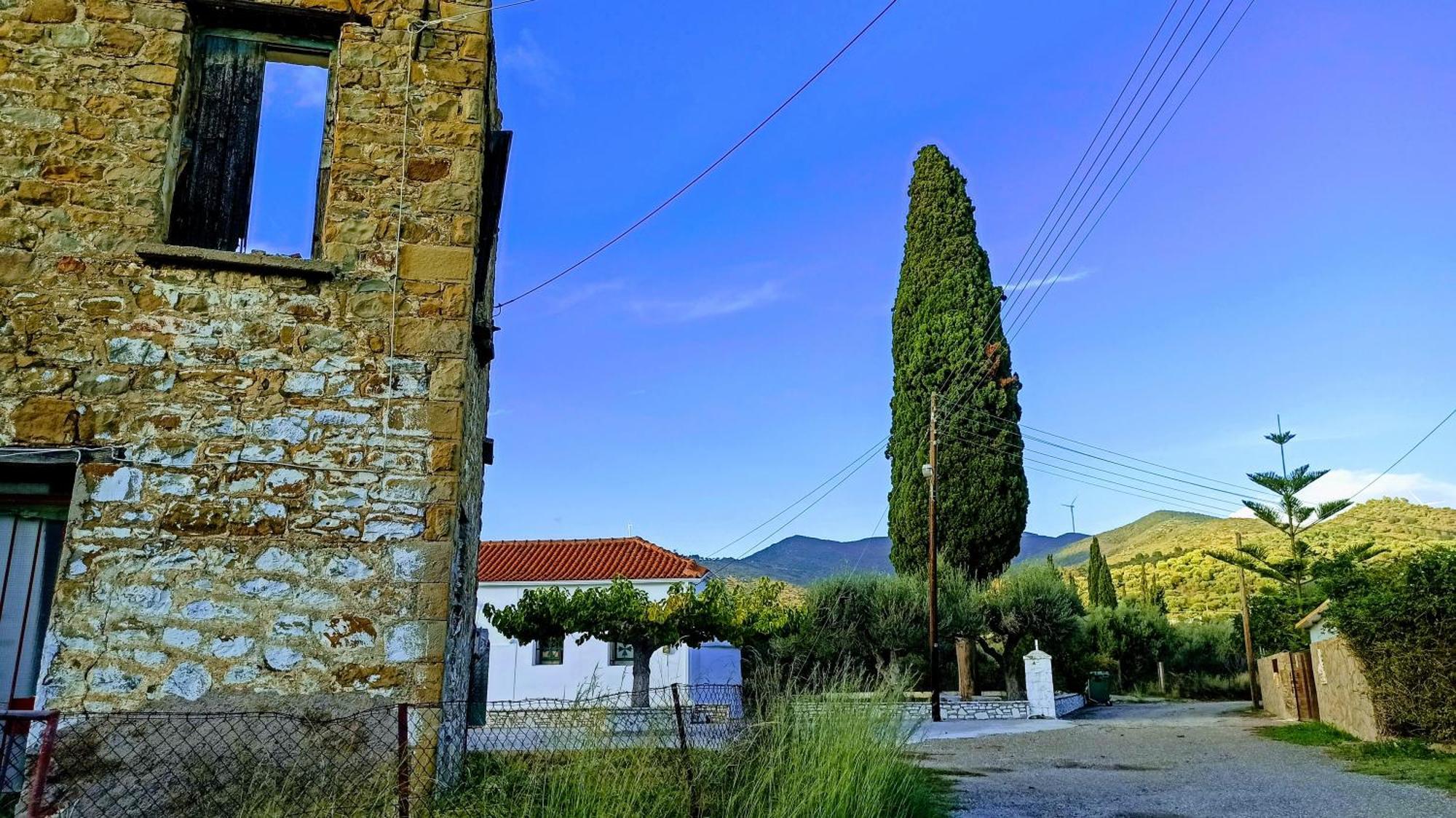 Nafpaktos Cottage By The Sea For Travelers And Dreamers! Экстерьер фото
